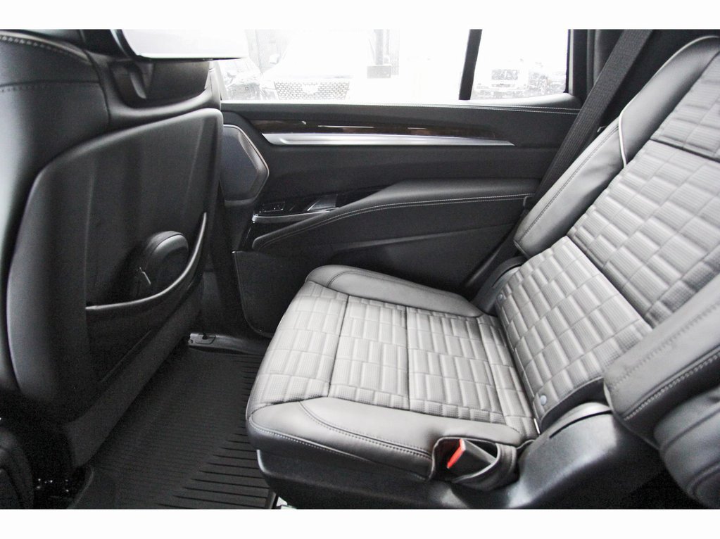 New 2026 Cadillac Escalade Platinum Sport w/ LPO, ONYX Package AWD/4WD image 12