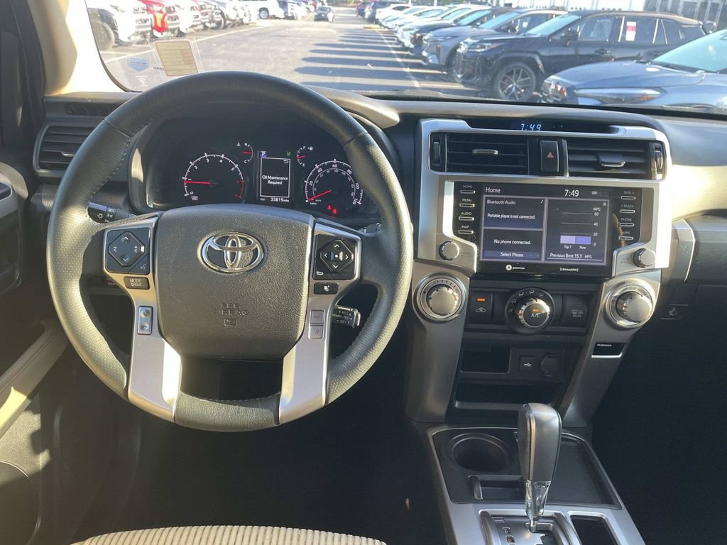 Used 2022 Toyota 4Runner SR5 RWD image 32