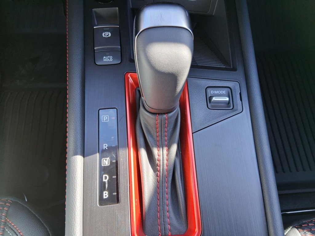 New 2026 Nissan Kicks SR w/ Cold Weather Package image 17