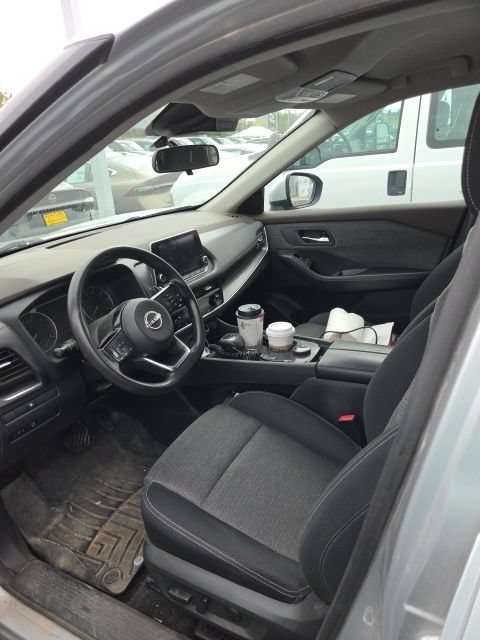 Used 2023 Nissan Rogue SV AWD/4WD image 13