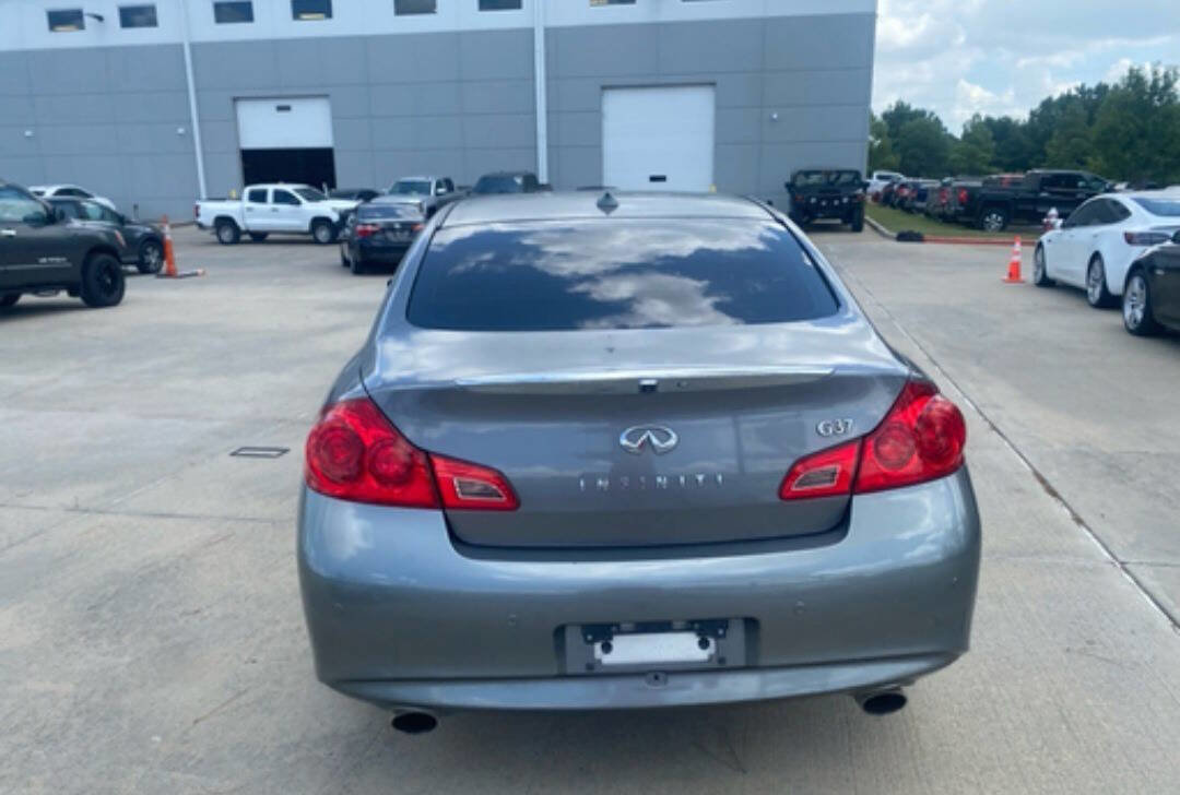 Used 2013 INFINITI G37 Journey w/ Premium Pkg image 4