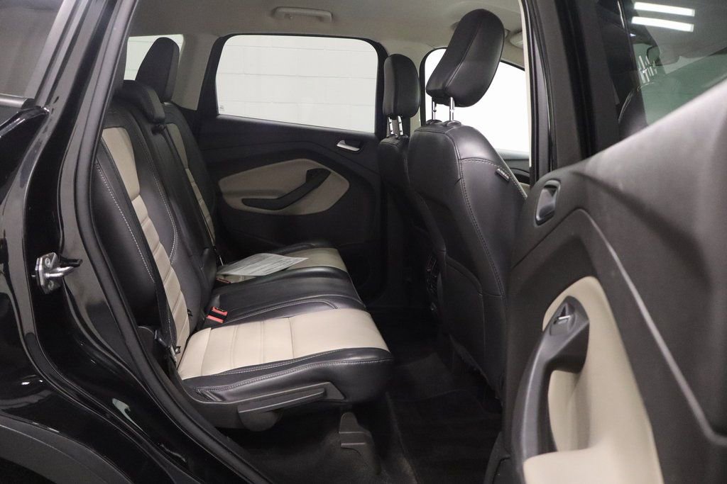 Used 2019 Ford Escape SEL image 17