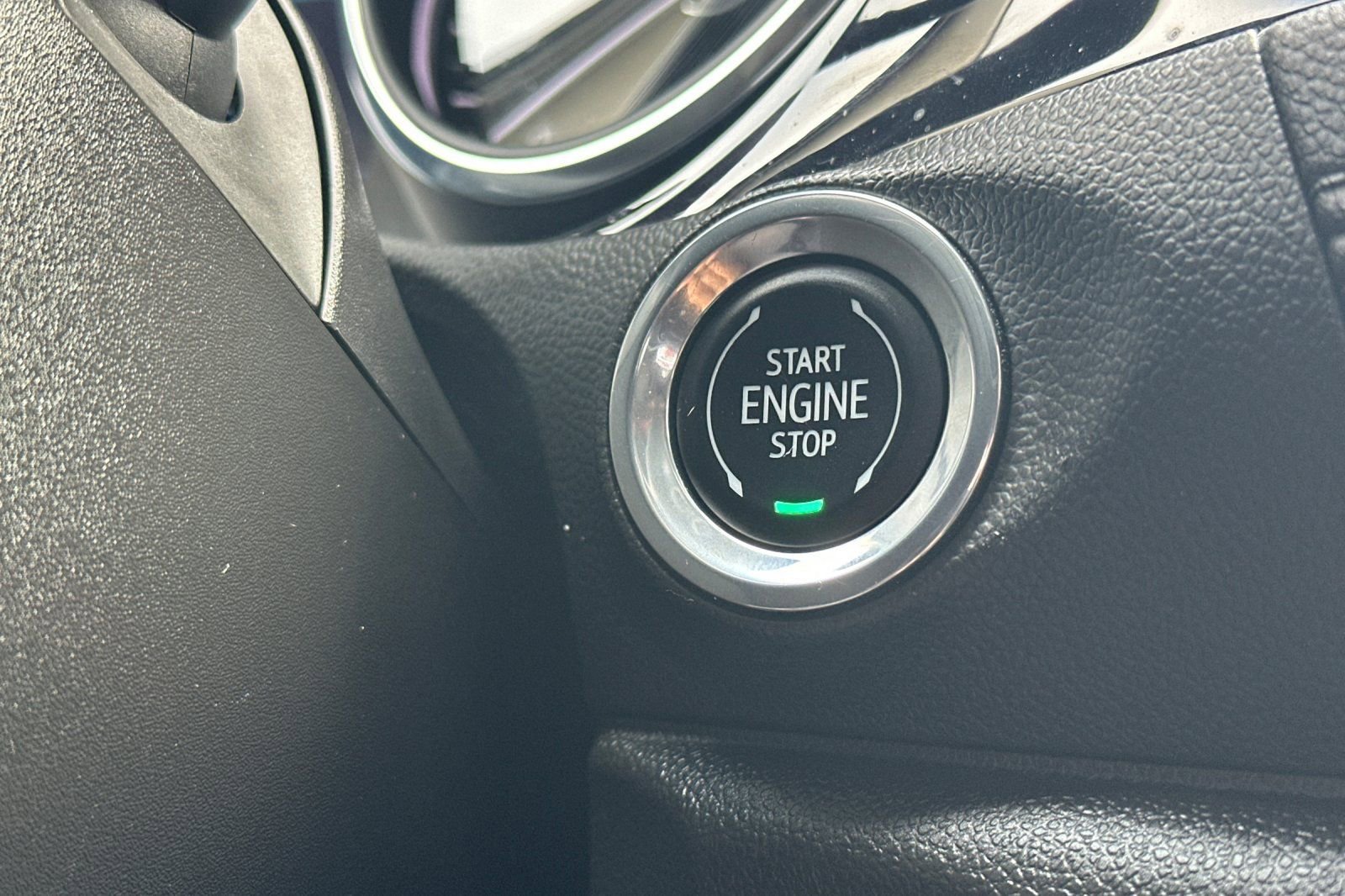 Certified 2023 Buick Encore GX Select w/ Sport Touring Package image 29