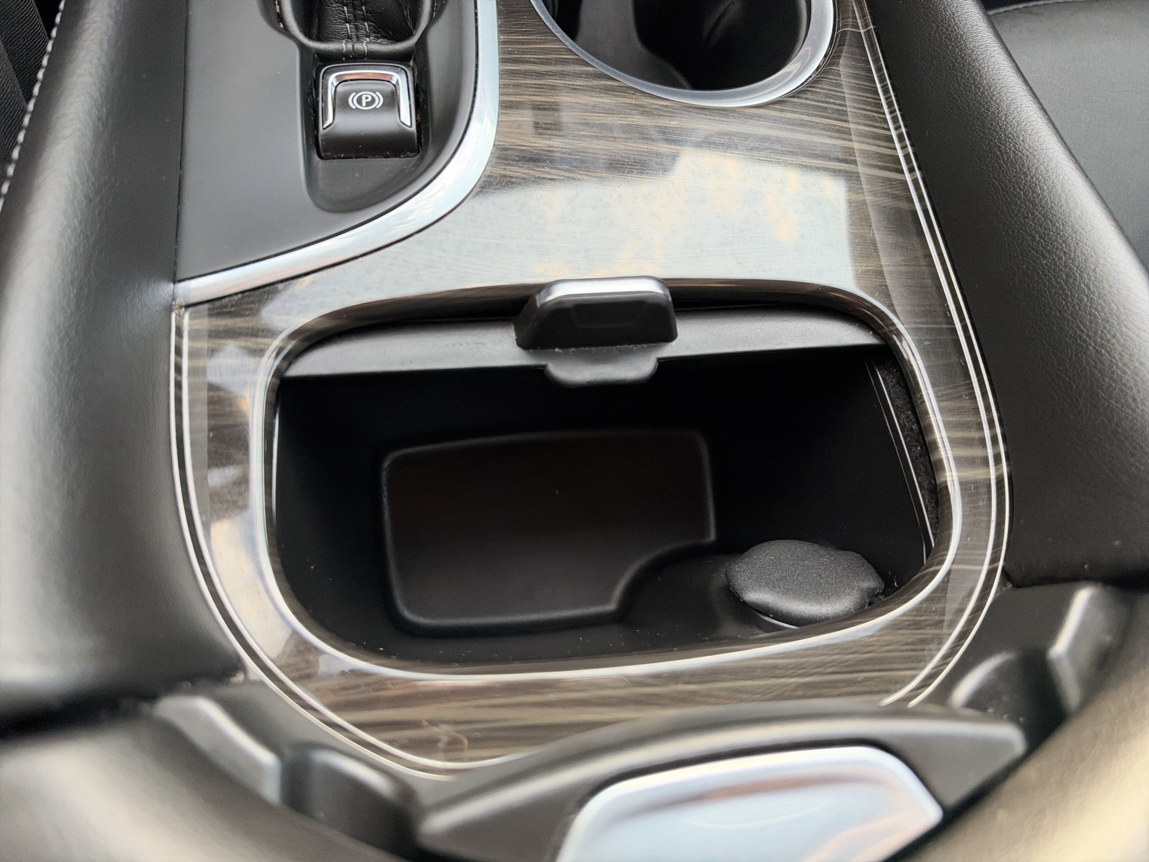 Used 2019 Buick Envision Premium AWD/4WD image 36
