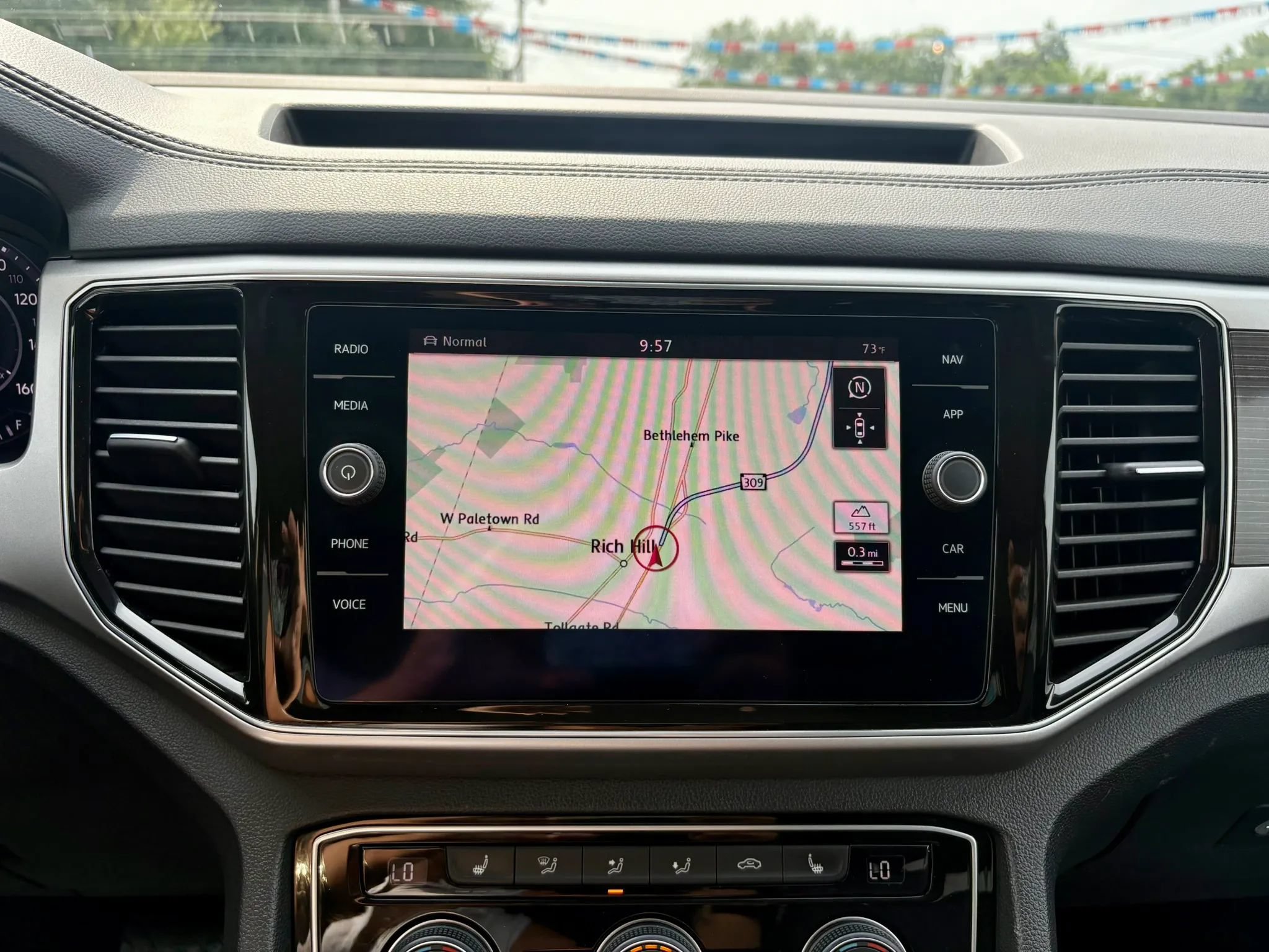 Used 2019 Volkswagen Atlas SEL AWD/4WD image 32
