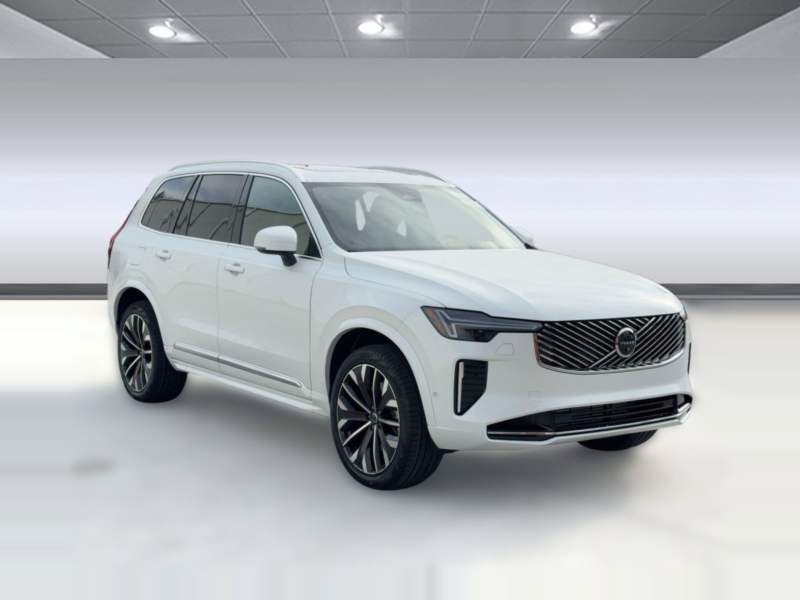 New 2026 Volvo XC90 T8 Plus w/ Protection Package image 7