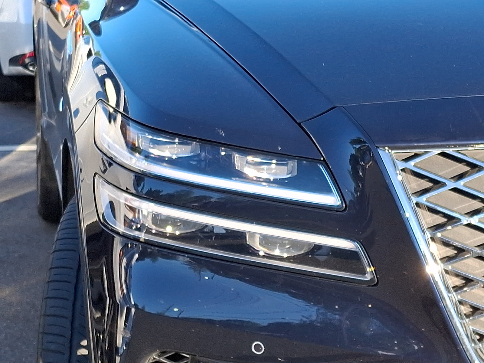 Certified 2024 Genesis GV80 2.5T w/ Prestige Package AWD/4WD image 4