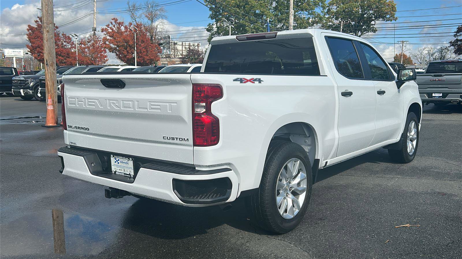 Certified 2022 Chevrolet Silverado 1500 Custom image 9