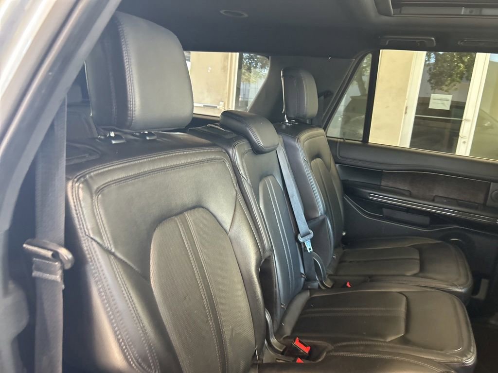 Used 2021 Ford Expedition Max Limited image 26