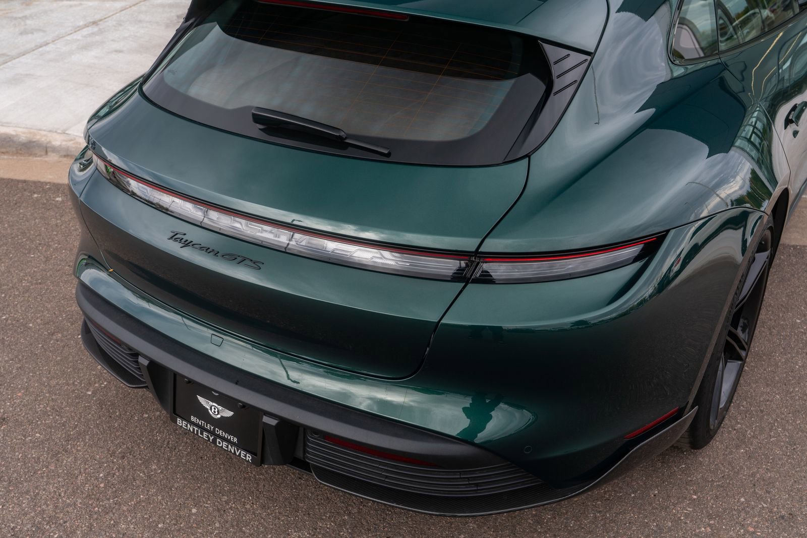 Used 2024 Porsche Taycan GTS image 19