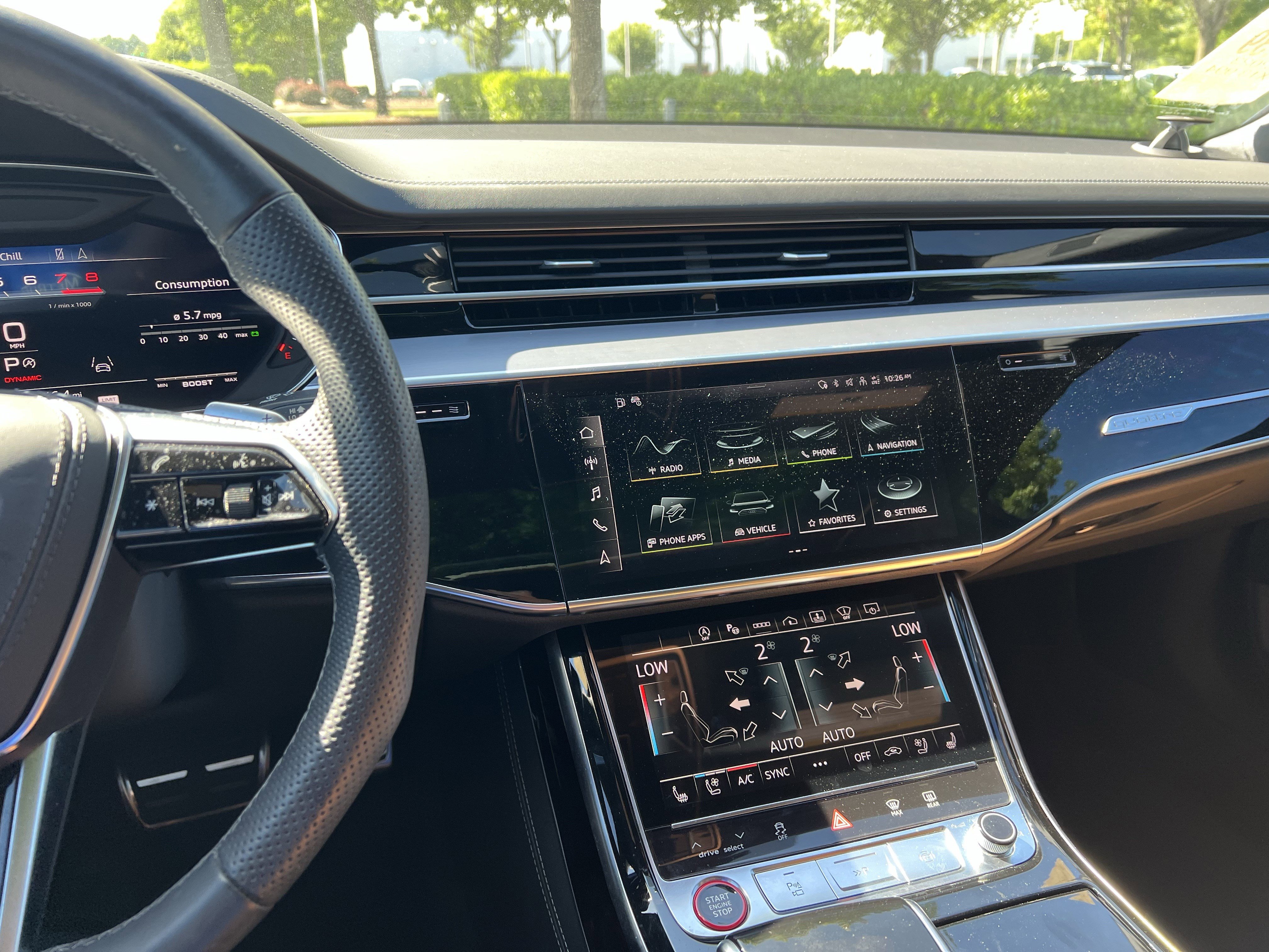 Used 2023 Audi S8 AWD/4WD image 31
