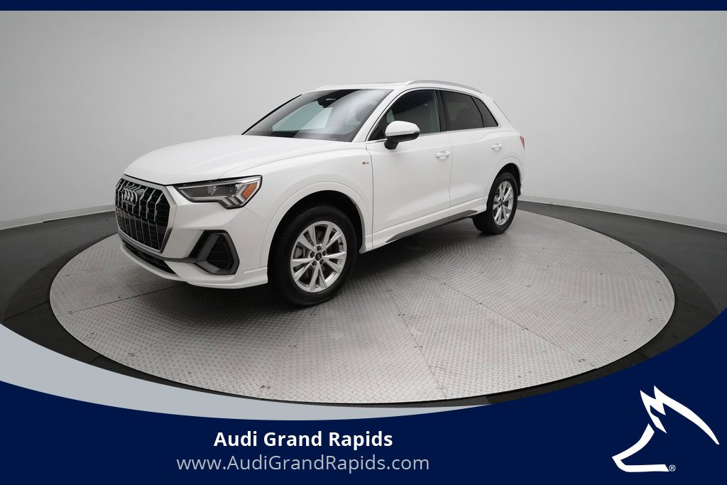 Used 2025 Audi Q3 2.0T Premium w/ Convenience Package