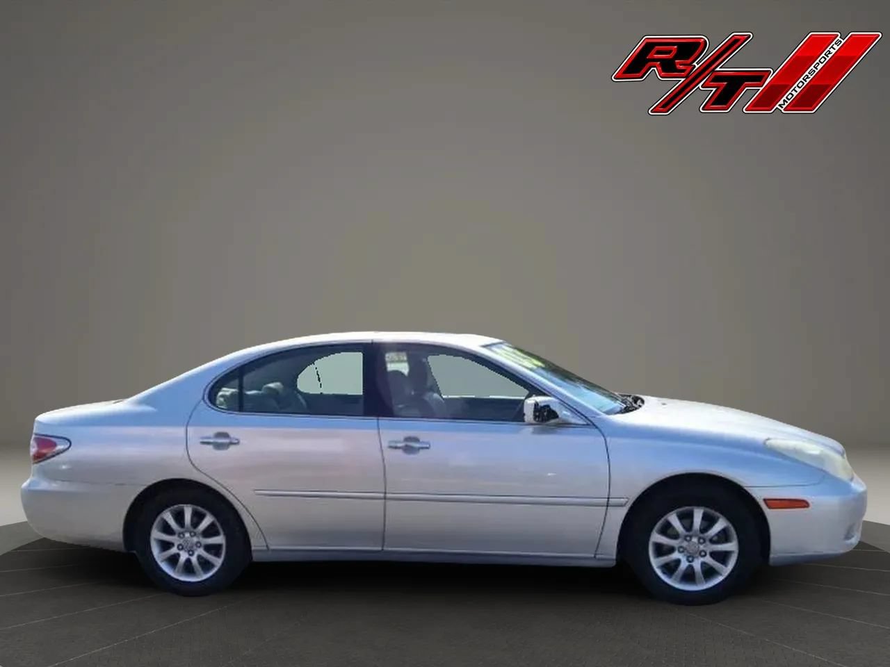 Used 2003 Lexus ES 330 w/ Premium Pkg FWD image 8