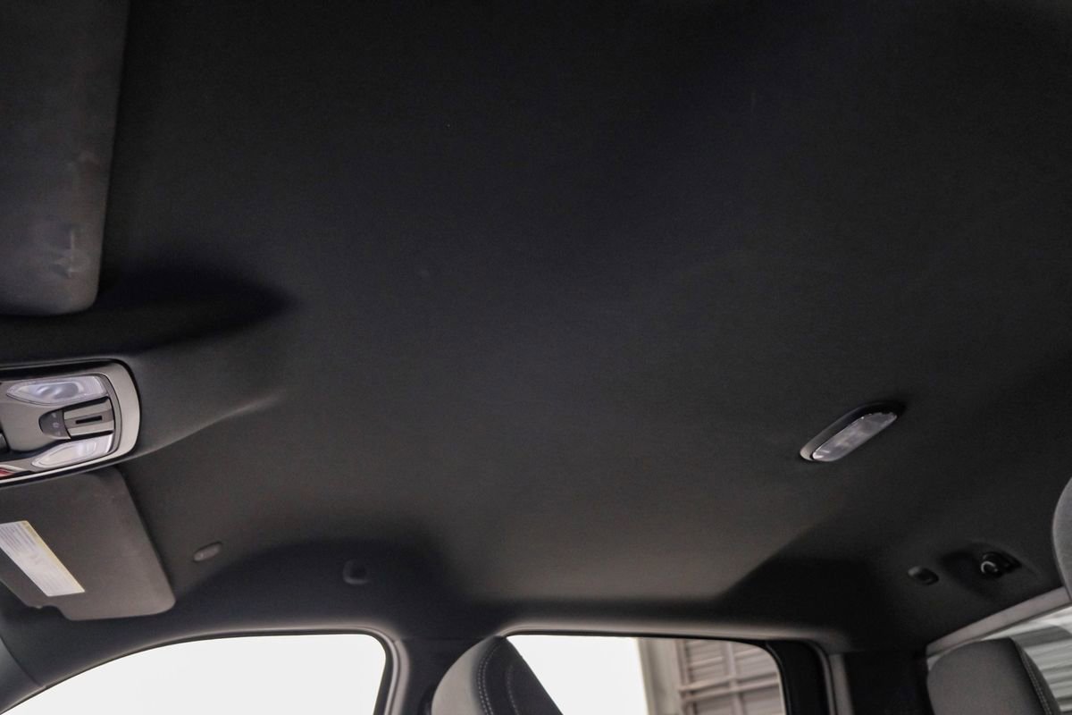 Used 2024 RAM 2500 Tradesman w/ Chrome Appearance Group image 31