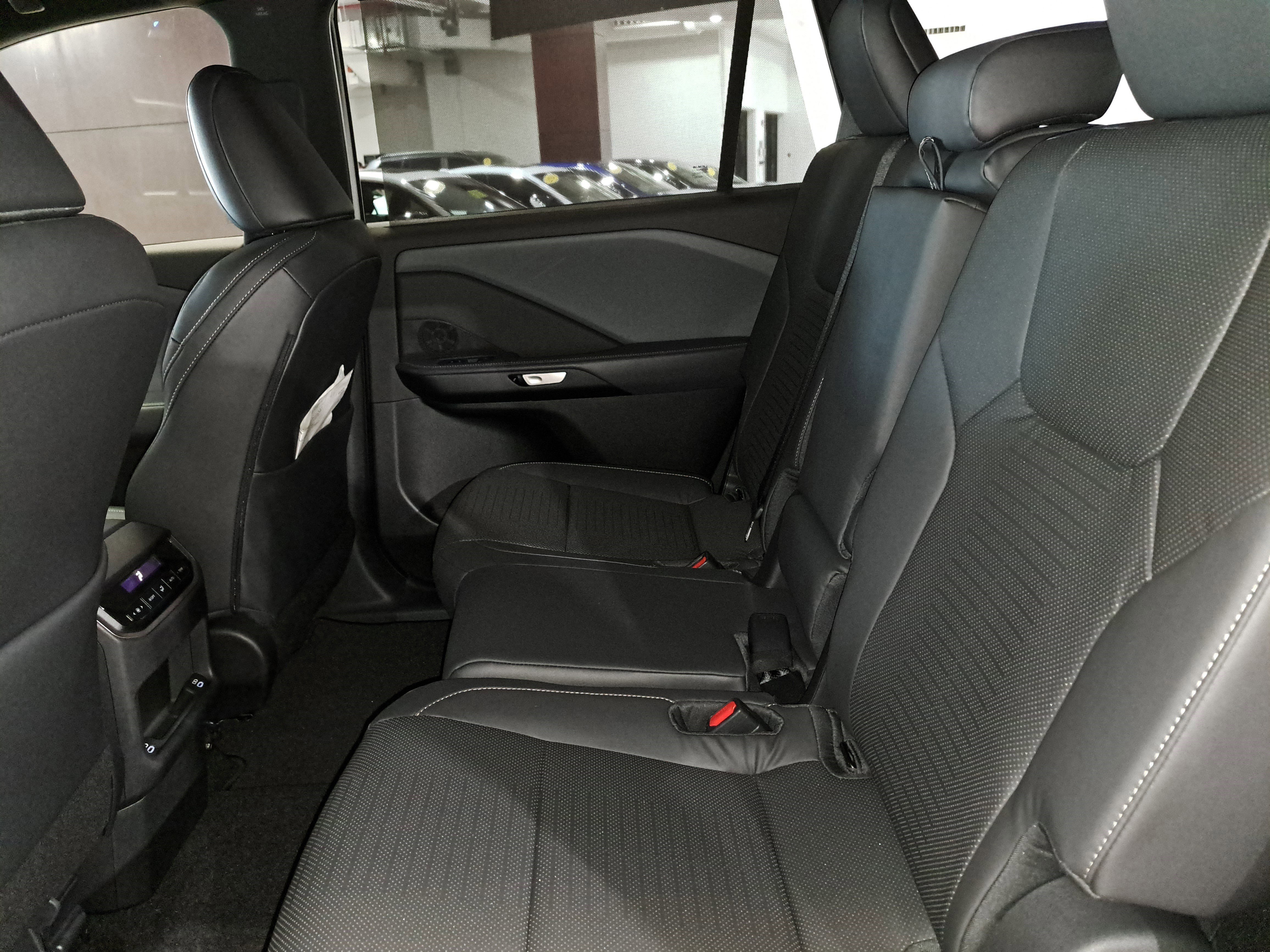 New 2026 Lexus TX 350 FWD image 11