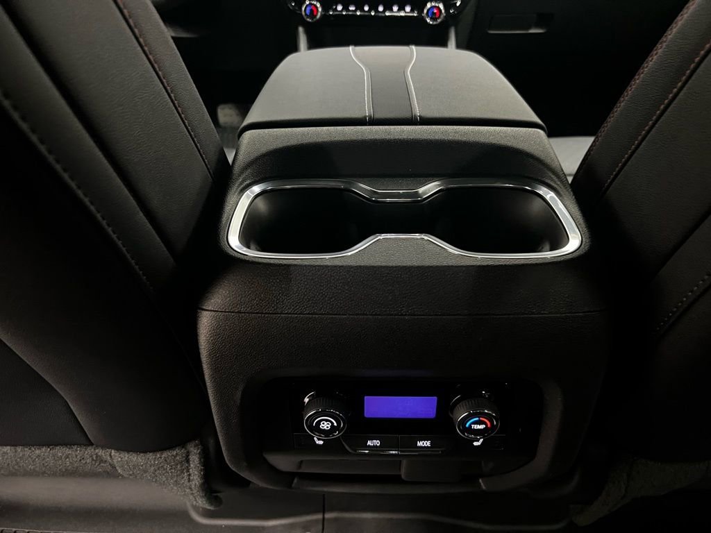 New 2026 Chevrolet Traverse RS w/ LPO, Floor Liner Package image 31