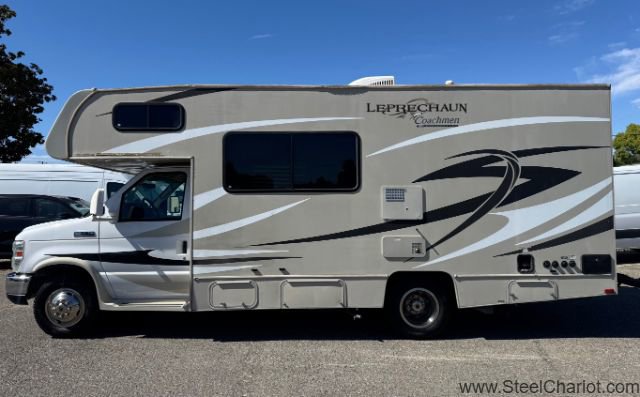 Used 2014 Ford E-350 and Econoline 350 Super Duty Wagon w/ Motorhome Prep Package image 2