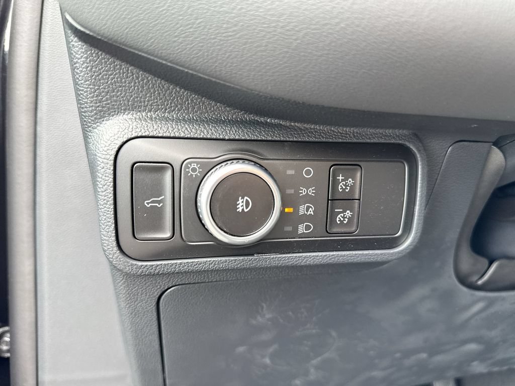 New 2026 Ford Explorer Active w/ Active Comfort Package AWD/4WD image 19