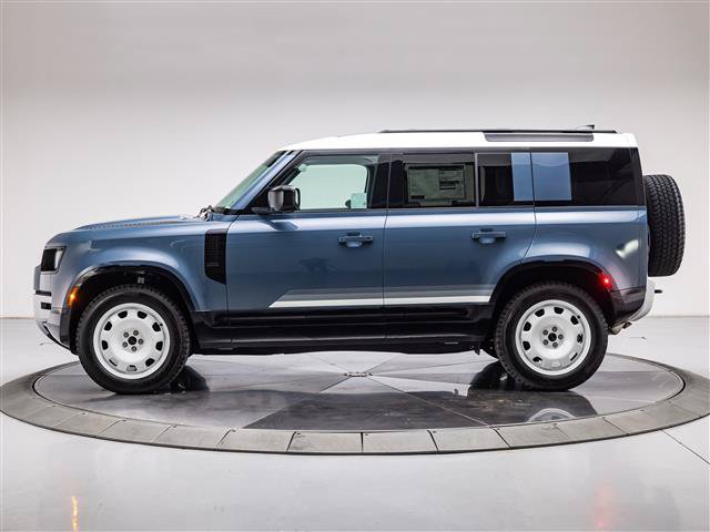 New 2026 Land Rover Defender 110 X-Dynamic SE AWD/4WD image 2