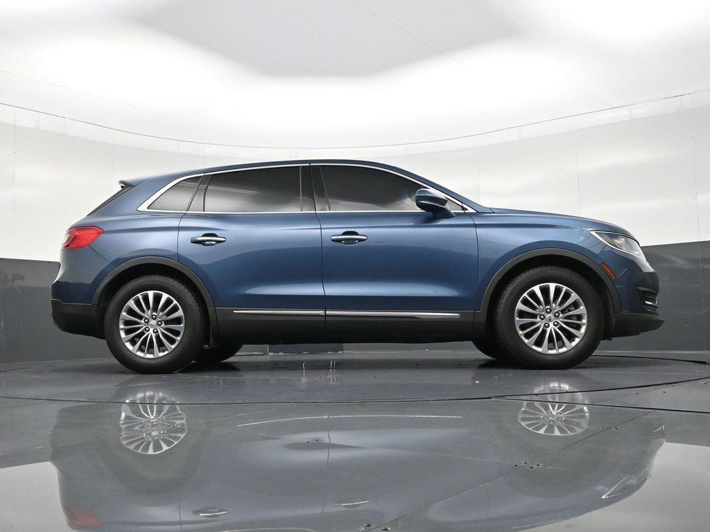 Used 2018 Lincoln MKX Select w/ Select Plus Package image 30