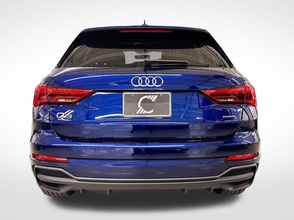 Used 2025 Audi Q3 2.0T Premium Plus w/ Premium Plus Package image 4