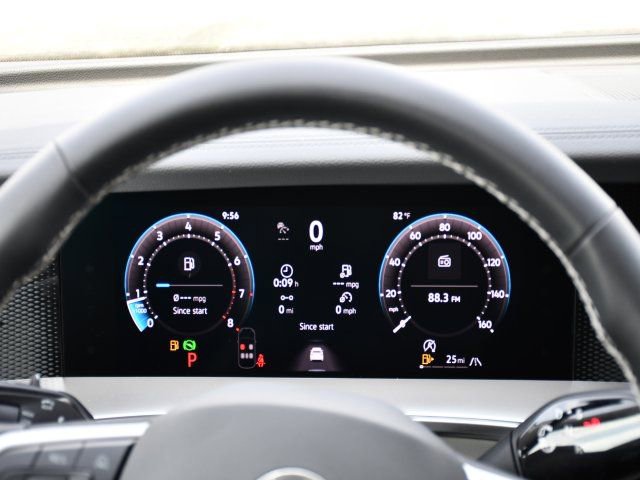 New 2026 Volkswagen Tiguan SE AWD/4WD image 22