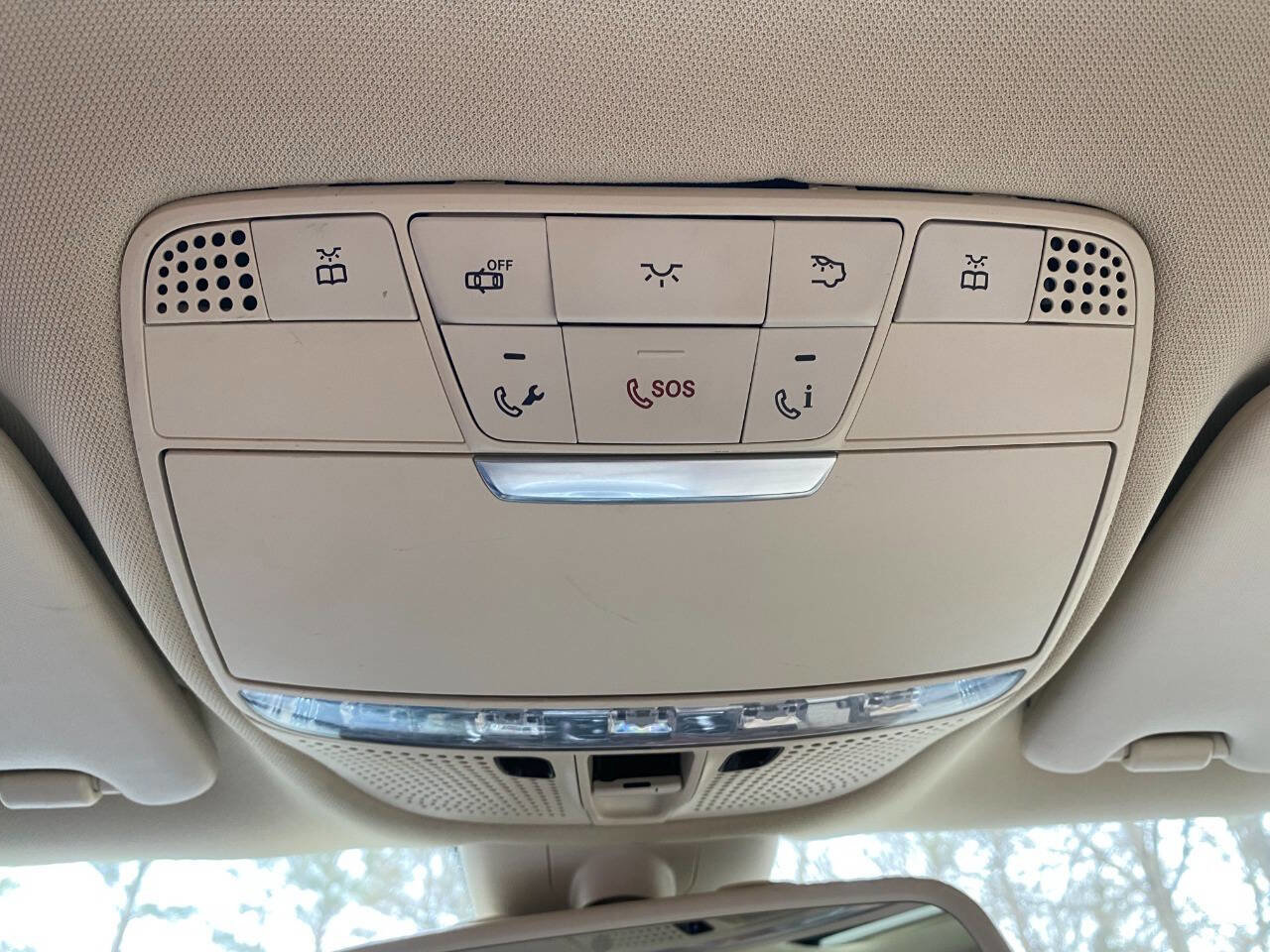 Used 2017 Mercedes-Benz C 300 4MATIC Sedan image 25