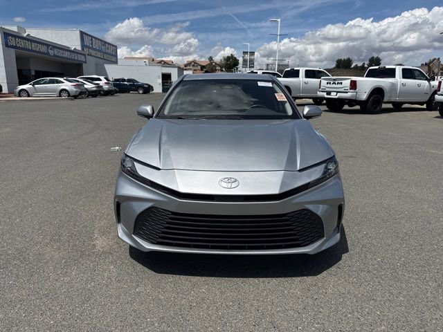 Used 2025 Toyota Camry LE w/ Convenience Package FWD image 16