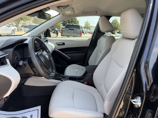 Used 2025 Toyota Corolla Cross AWD Hybrid image 21