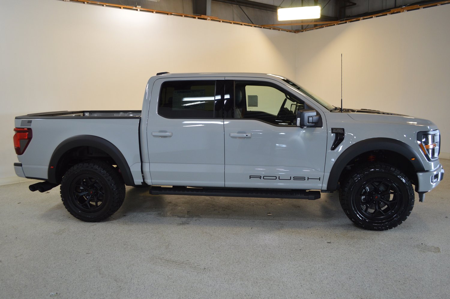 New 2026 Ford F150 XLT w/ Equipment Group 302A MID AWD/4WD image 2