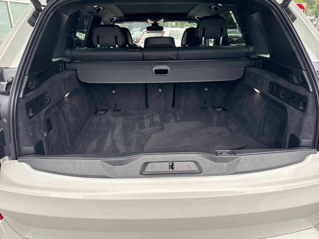 Used 2022 BMW X5 M50i w/ Premium Package image 19