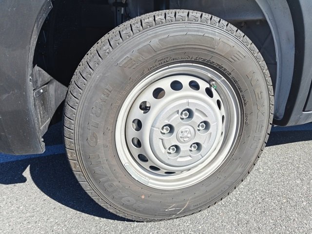 New 2024 RAM ProMaster 2500 w/ Convenience Group image 10