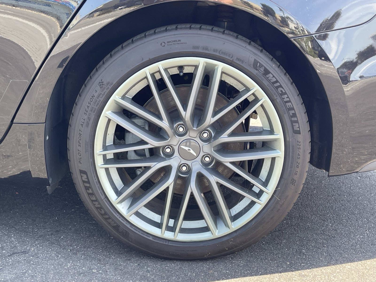 Used 2019 Genesis G70 2.0T Advanced RWD image 29