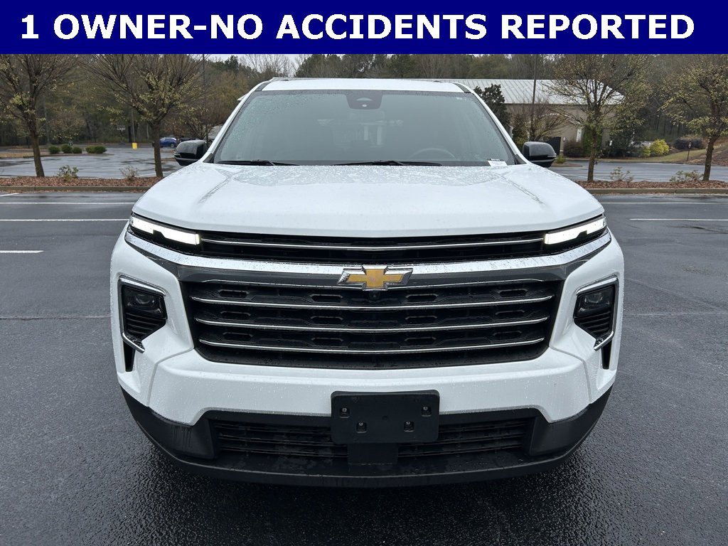 Used 2024 Chevrolet Traverse LT image 12