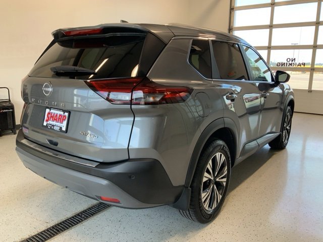Used 2023 Nissan Rogue SV w/ SV Premium B Package image 8