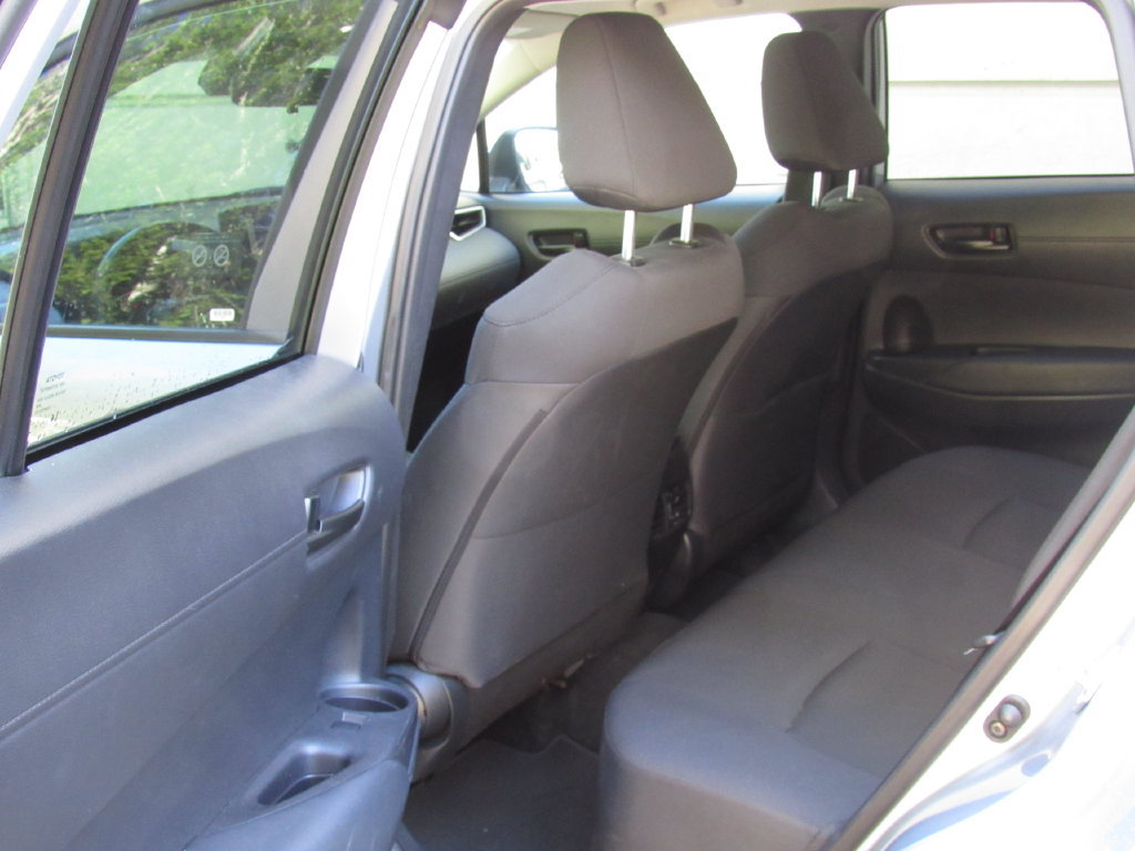Used 2025 Toyota Corolla Cross LE AWD/4WD image 13