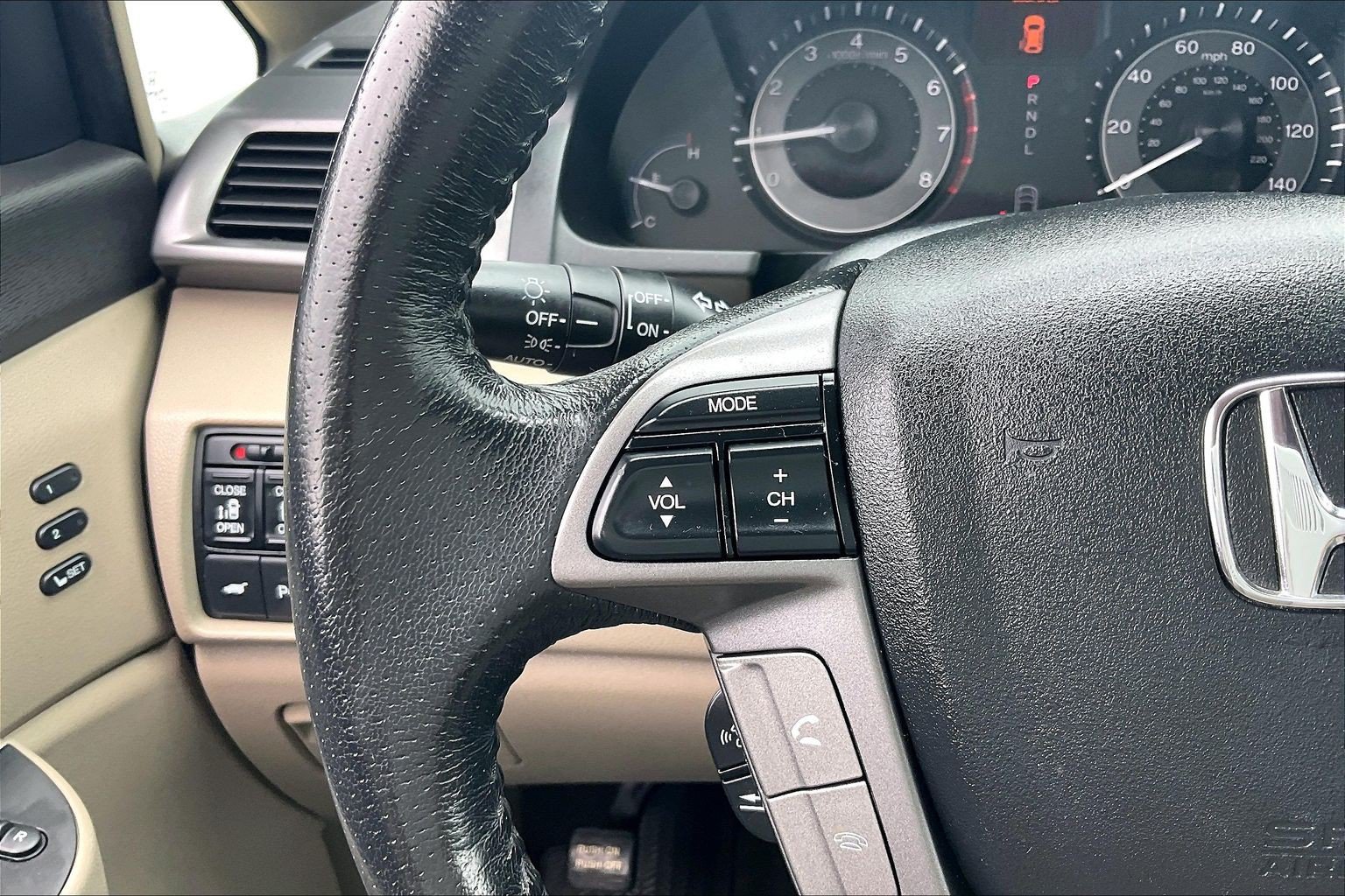 Used 2013 Honda Odyssey Touring image 22