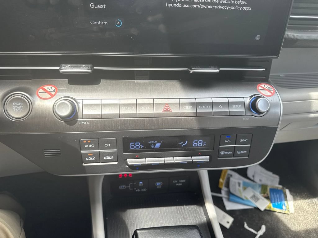 Used 2025 Hyundai Kona SEL FWD image 34