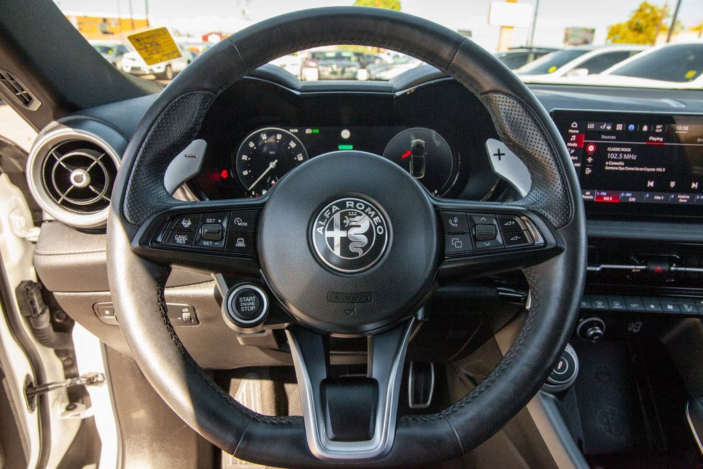 Used 2024 Alfa Romeo Tonale Veloce image 17