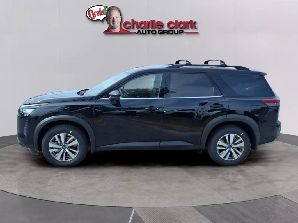 New 2026 Nissan Pathfinder SL FWD image 2