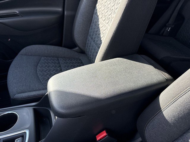 Certified 2024 Chevrolet Equinox LT w/ LPO, Floor Liner Package image 21