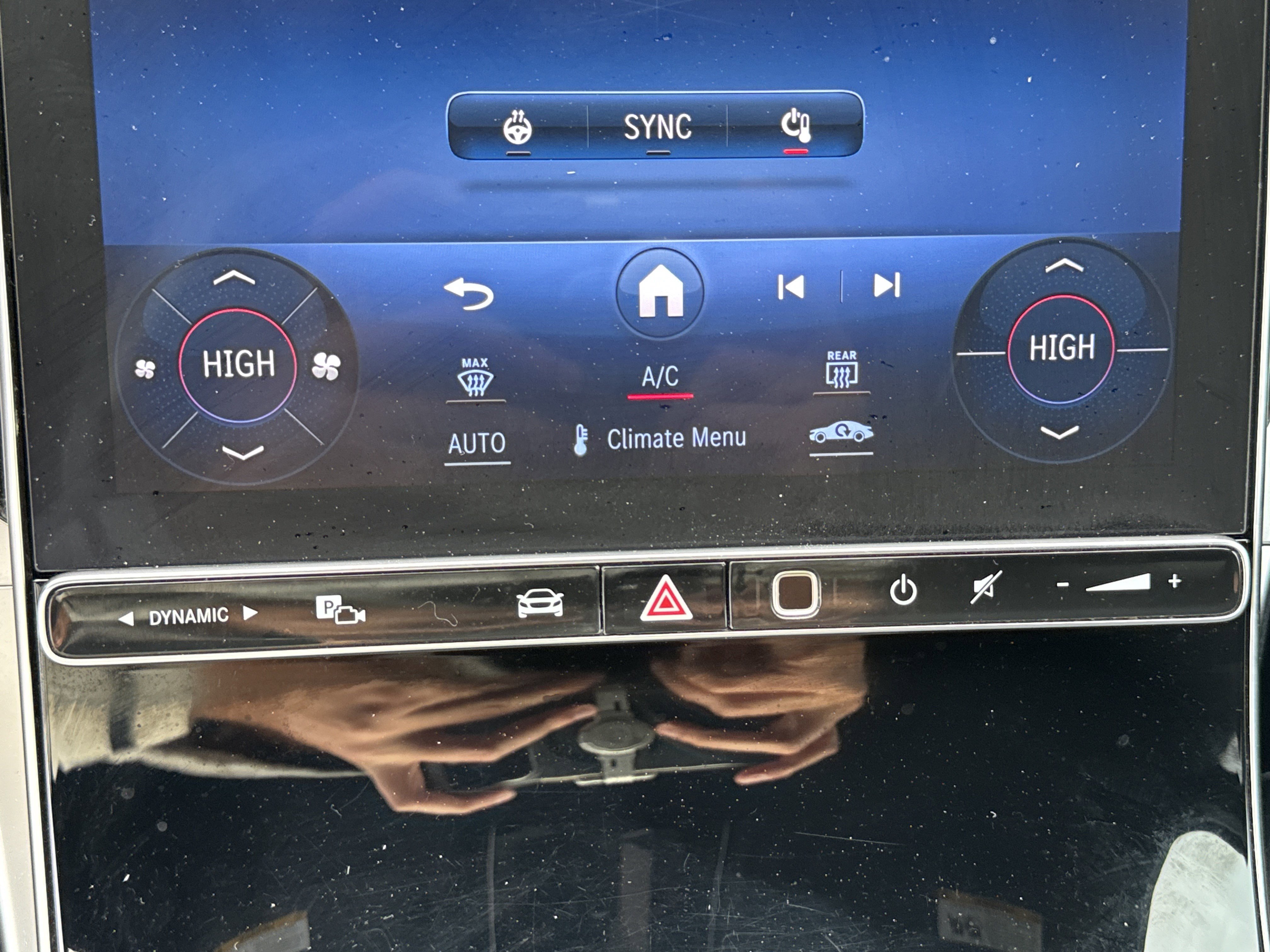 Used 2024 Mercedes-Benz GLC 300 image 20