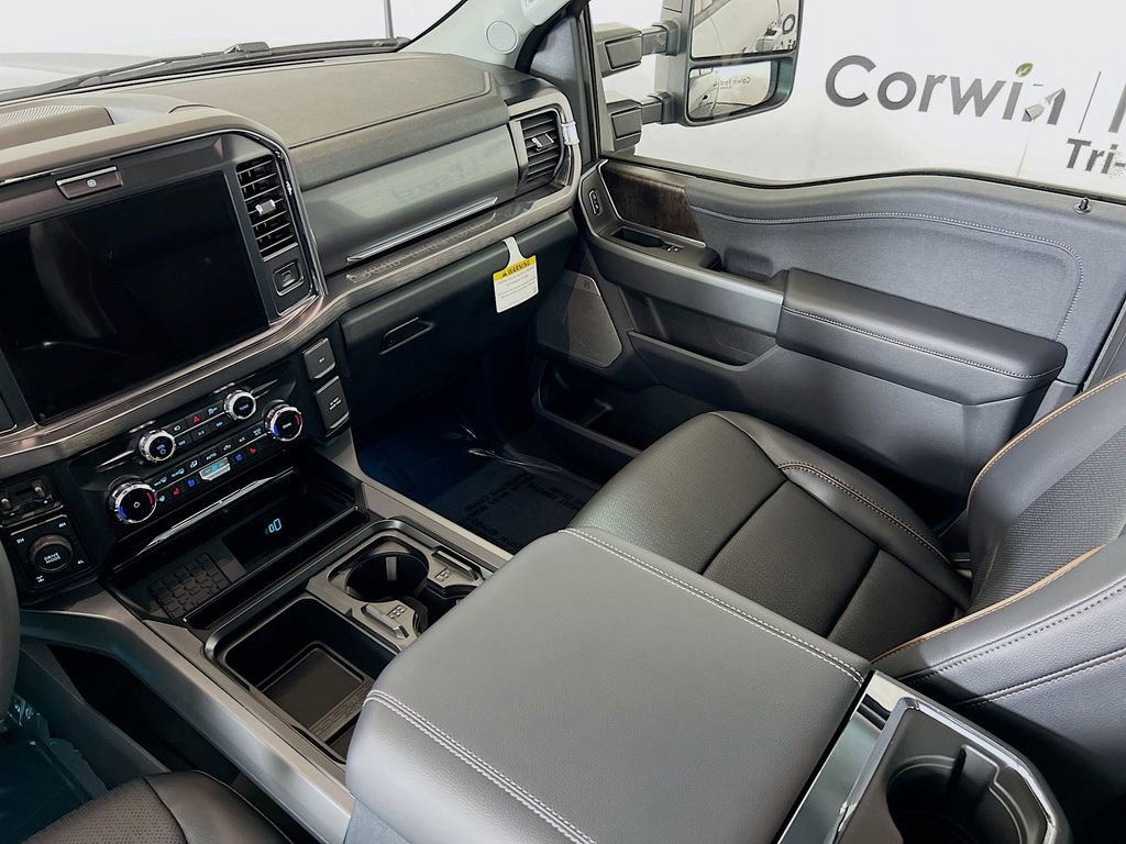 New 2026 Ford F350 Lariat w/ Black Appearance Package image 27