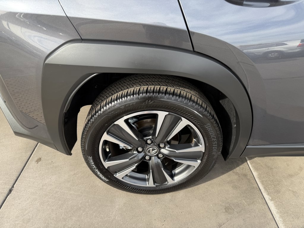 Used 2024 Lexus UX 250h FWD image 15
