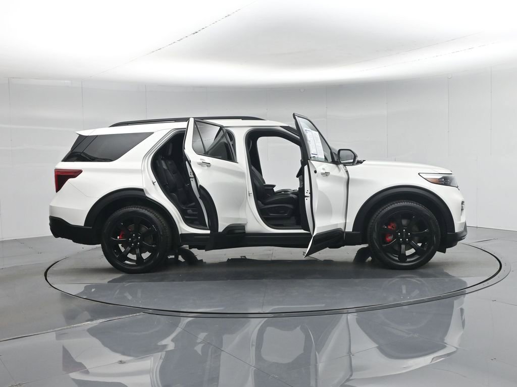 Certified 2023 Ford Explorer ST w/ Equipment Group 401A image 5