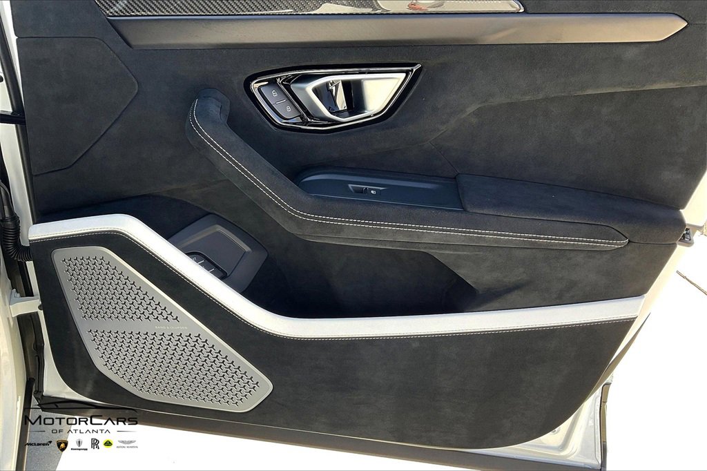 Used 2023 Lamborghini Urus Performante image 20