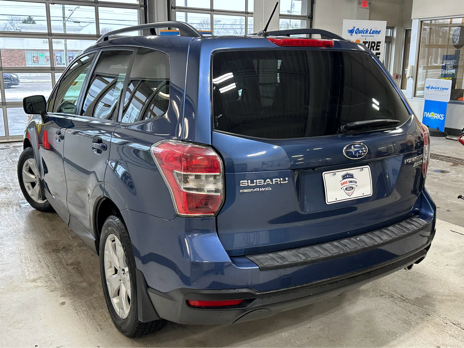 Used 2014 Subaru Forester 2.5i Premium w/ All-Weather Package image 8