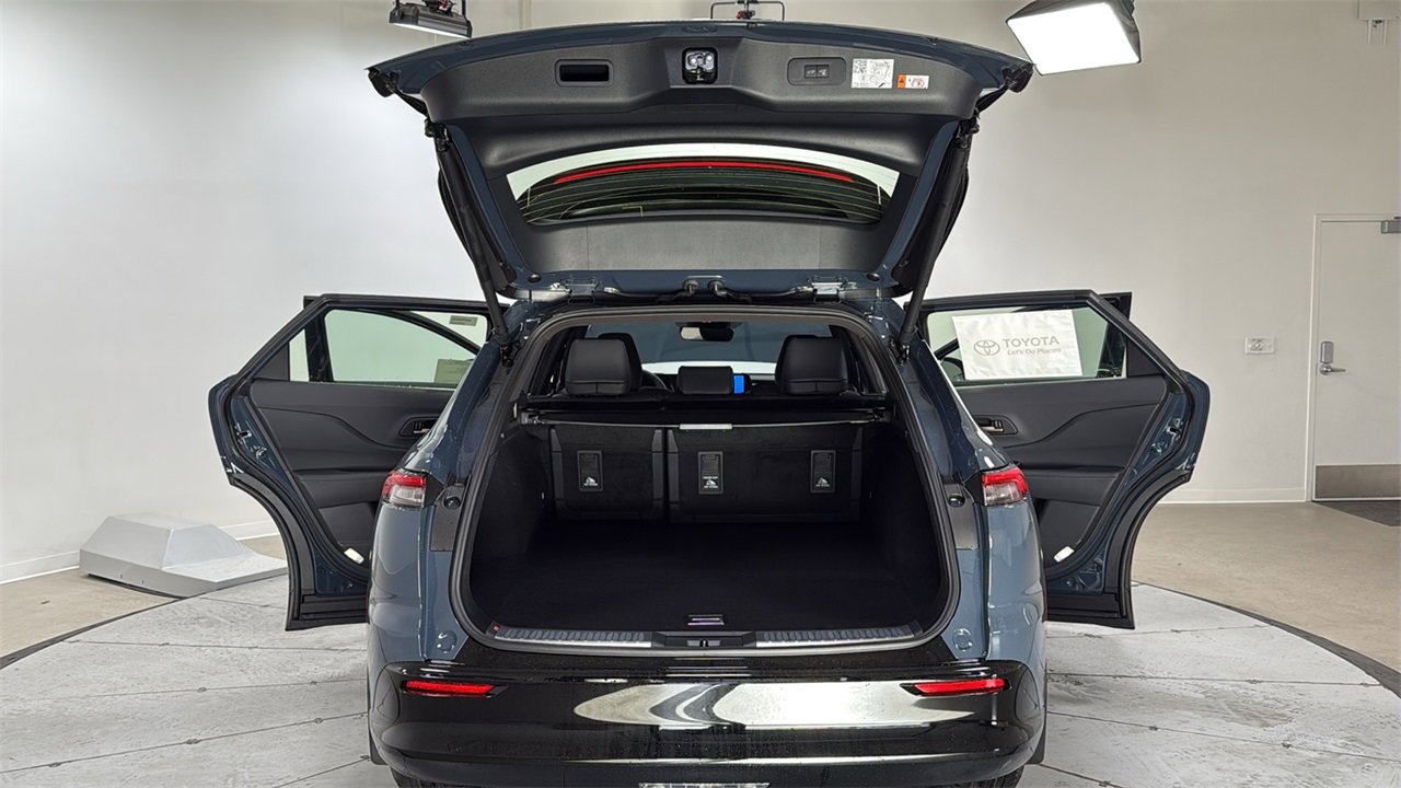 New 2026 Toyota Crown Signia image 16