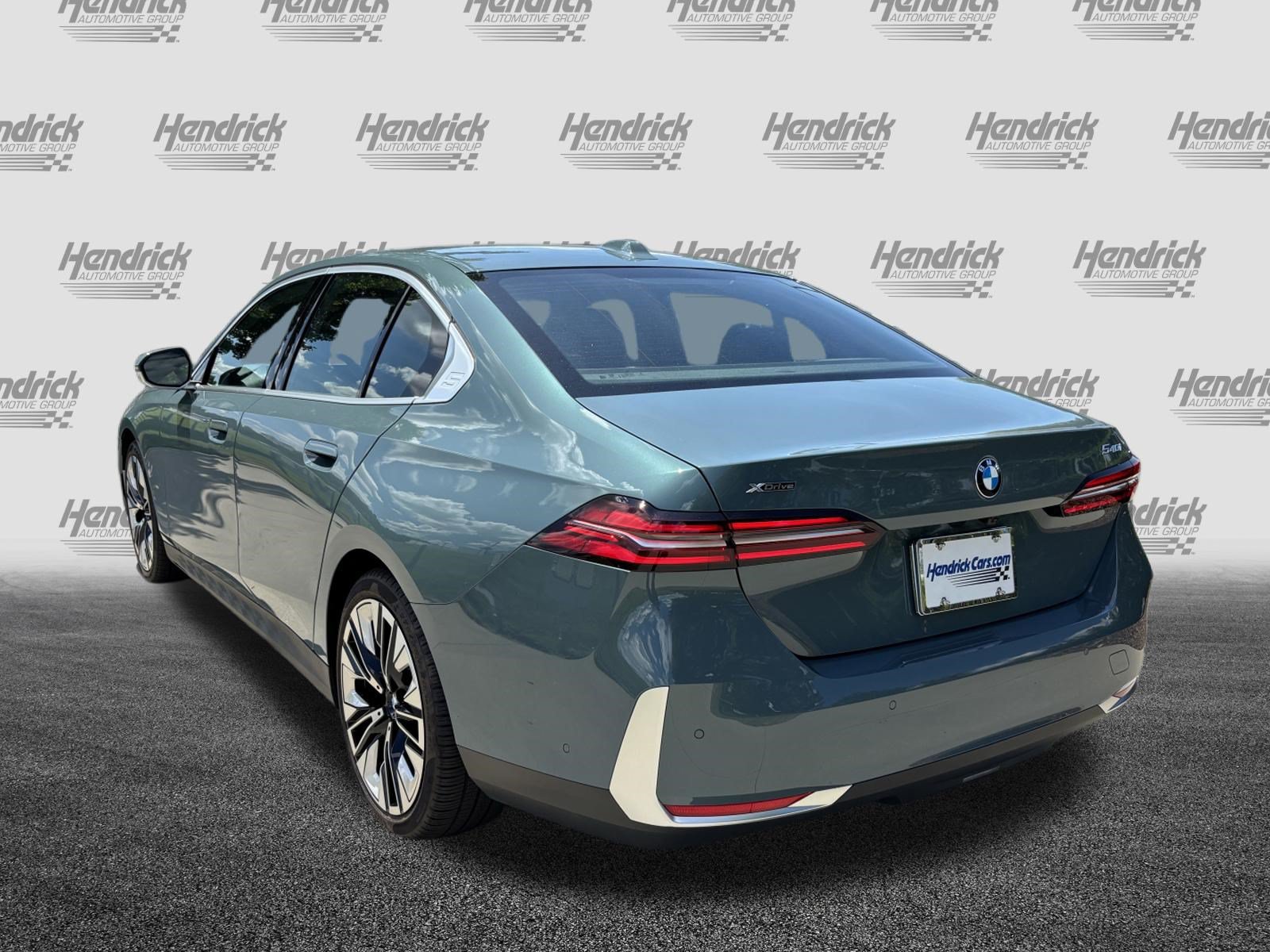 Used 2026 BMW 540i xDrive AWD/4WD image 8