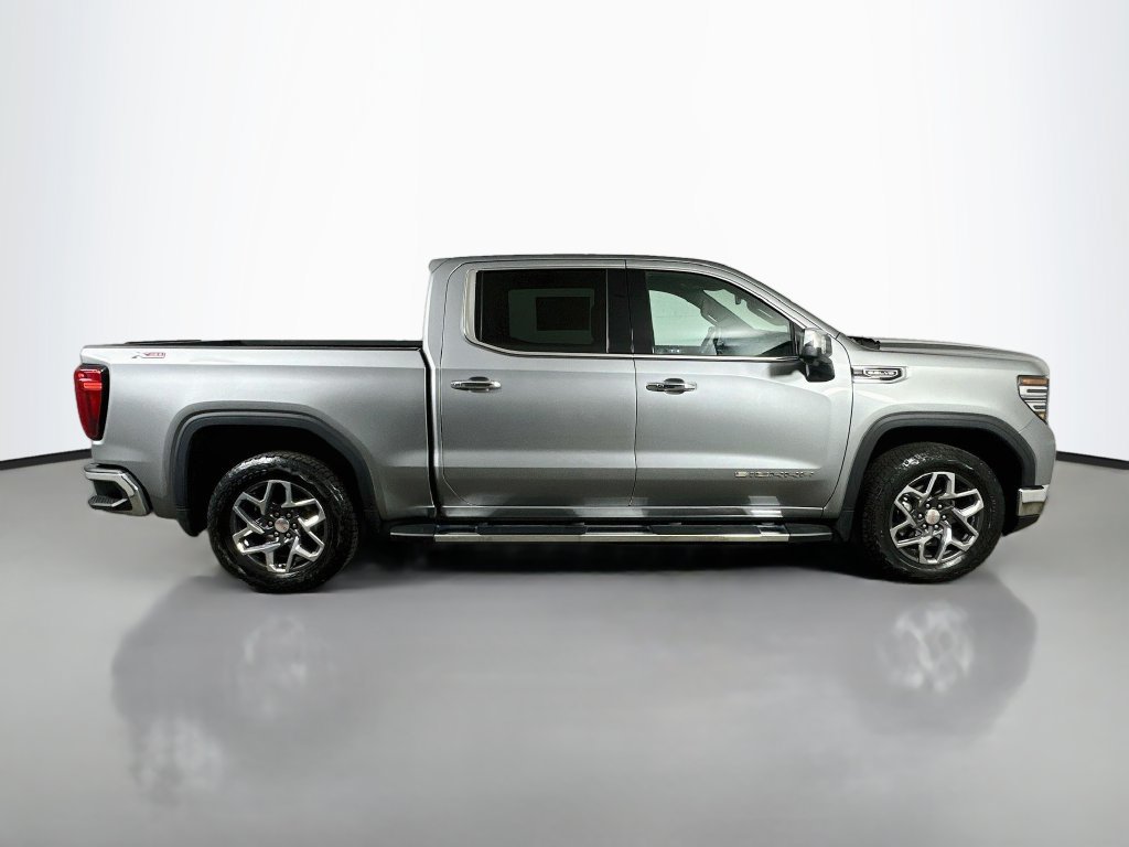 Used 2023 GMC Sierra 1500 SLT w/ SLT Premium Package AWD/4WD image 7